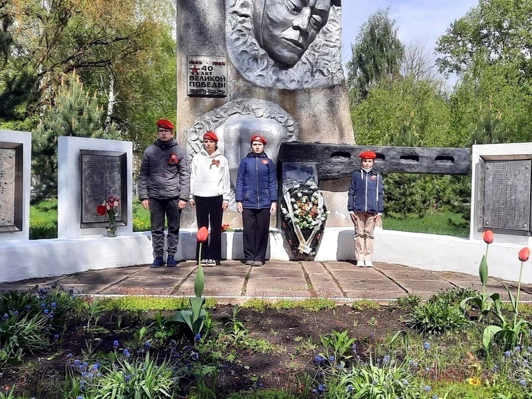 Экскурсия к мемориальному месту «Я памятное место воина покажу…».