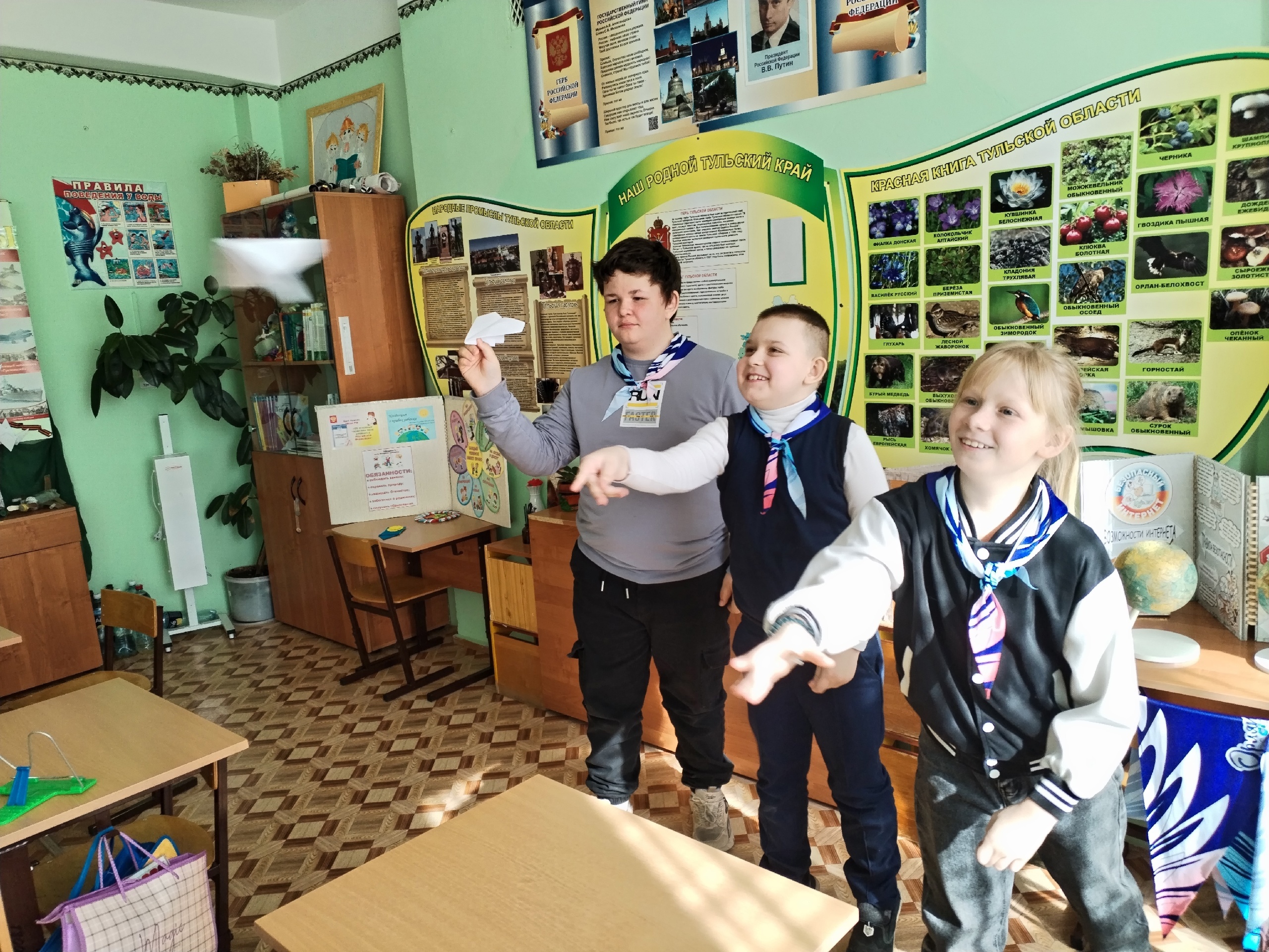«Разговоры о важном» во 2-3 классах по теме «Гражданская авиация России».